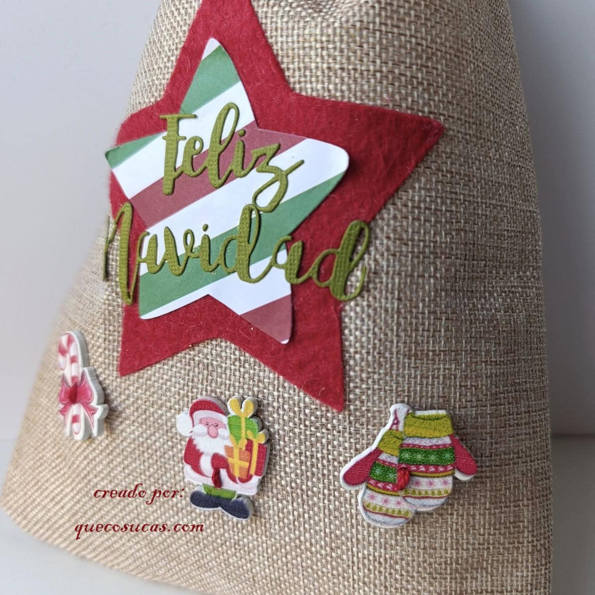 Saco navideño de yute decorado a mano para regalar carbón dulce 2 como hacer saco regalos navidad