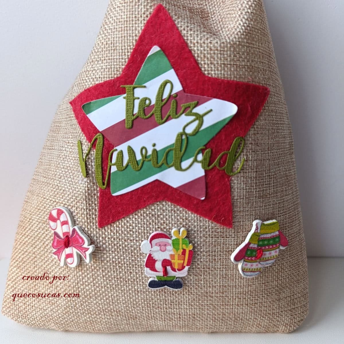 Saco navideño de yute decorado a mano para regalar carbón dulce 1 ideas saco yute navideno carbon dulce