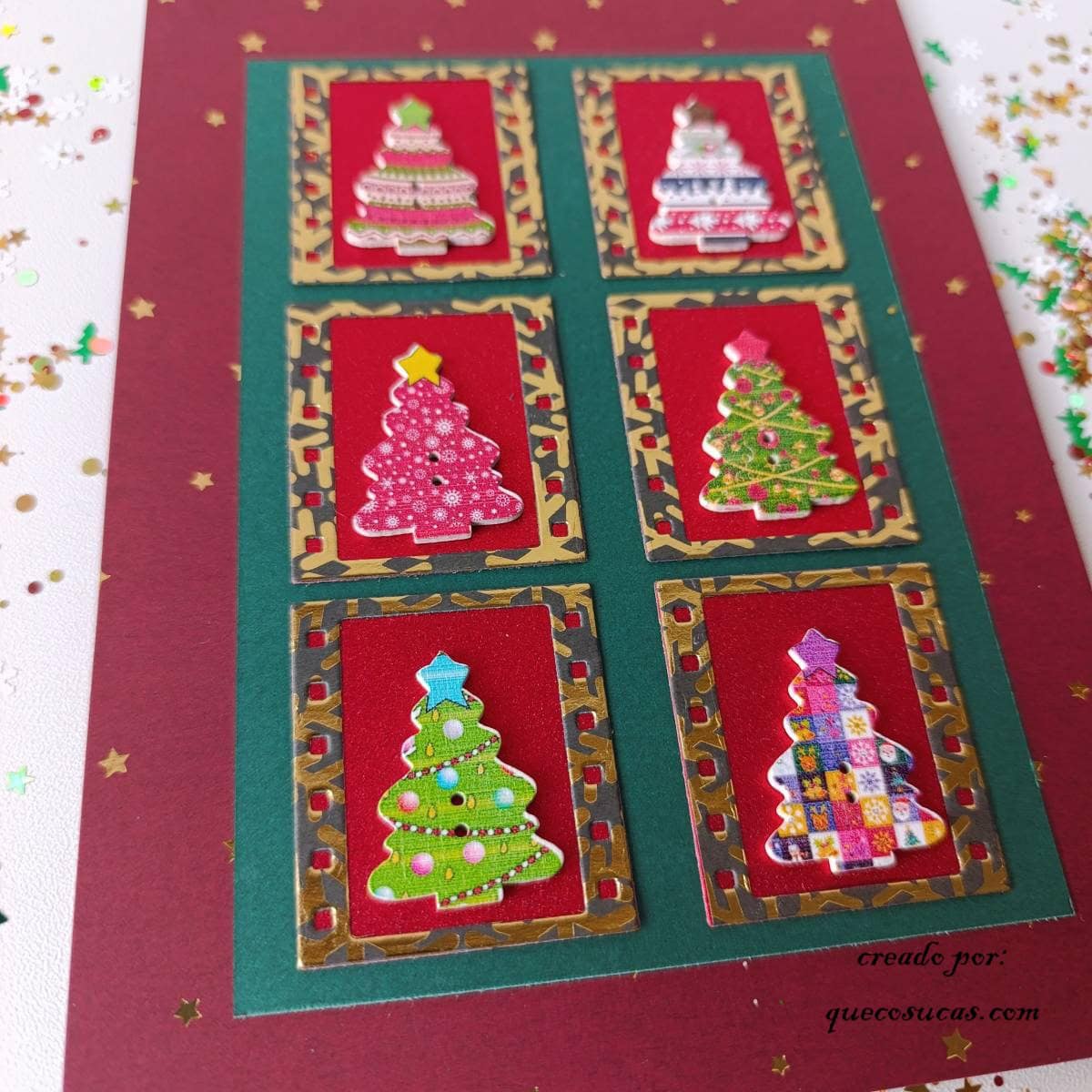 Tarjeta hecha a mano con botones de árboles de navidad 1 tarjeta navidena rojo verde botontes de madera arboles